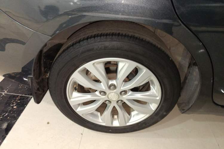 Used Buick GT 2021 Revised Version Flagship 1.5L Automatic Elite Edition Right Rear Wheel Hub