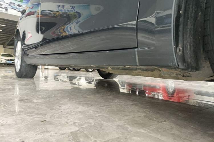 Used Buick GT 2021 Revised Version Flagship 1.5L Automatic Elite Edition Right Side Sill