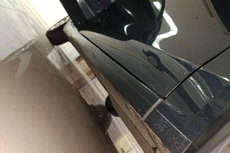 Used Buick GT 2021 Revised Version Flagship 1.5L Automatic Elite Edition Right Side Sill