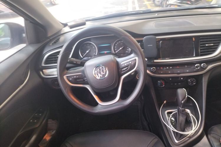 Used Buick GT 2021 Revised Version Flagship 1.5L Automatic Elite Edition Steering Wheel