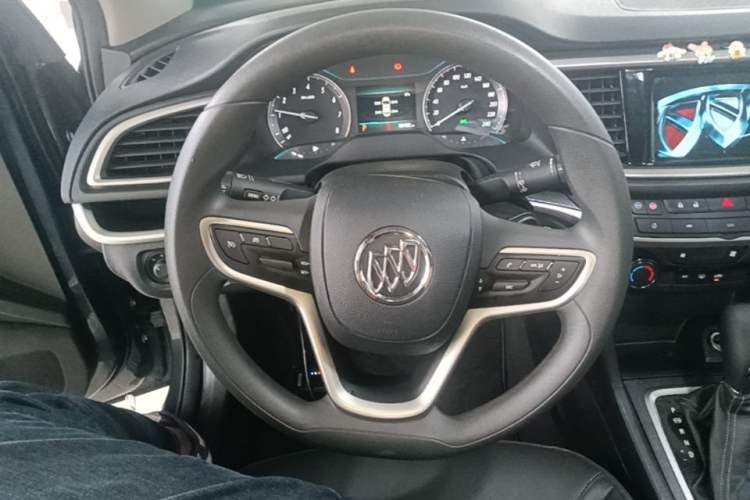 Used Buick GT 2021 Revised Version Flagship 1.5L Automatic Elite Edition Steering Wheel