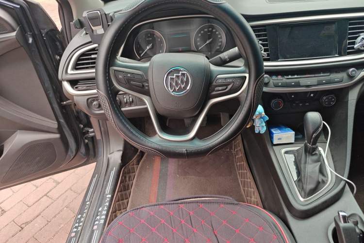 Used Buick GT 2021 Revised Version Flagship 1.5L Automatic Elite Edition Steering Wheel