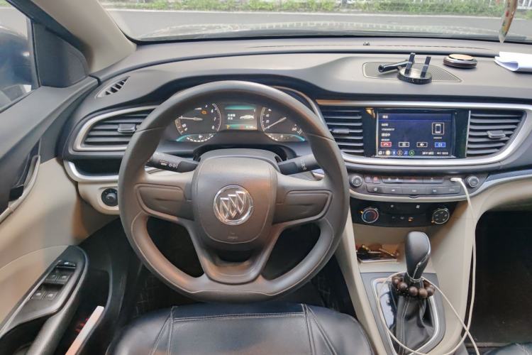 Used Buick GT 2021 Exemplar 1.5L Automatic Elite Version Steering Wheel