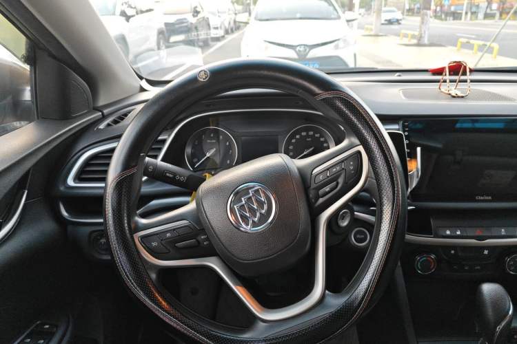Used Buick GT 2021 Revised Version Flagship 1.5L Automatic Elite Edition Steering Wheel