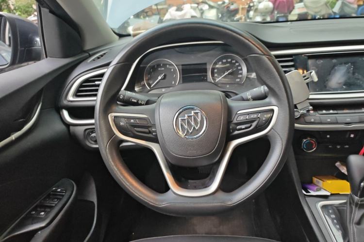 Used Buick GT 2021 Revised Version Flagship 1.5L Automatic Elite Edition Steering Wheel