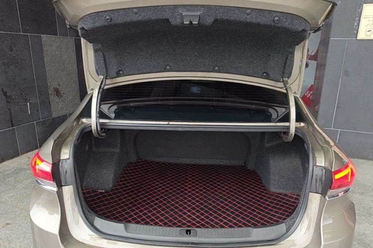Used Buick GT 2021 Revised Version Flagship 1.5L Automatic Elite Edition Trunk