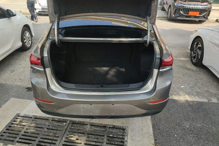 Used Buick GT 2021 Exemplar 1.5L Automatic Elite Version Trunk