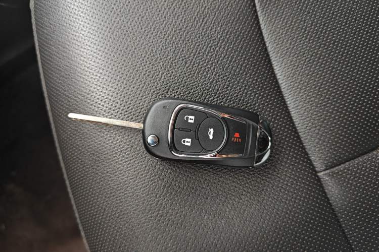Used Buick GT 2021 1.3T Automatic Mild Hybrid Elite Version Vehicle Key