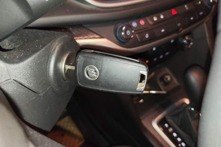 Used Buick GT 2021 Revised Version Flagship 1.5L Automatic Elite Edition Vehicle Key
