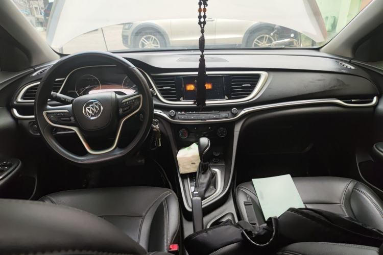 Used Buick GT 2021 Revised Version Flagship 1.5L Automatic Elite Edition Center Console