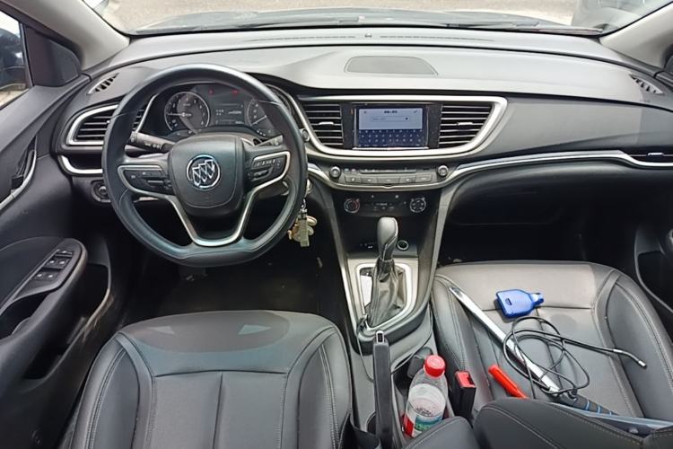 Used Buick GT 2021 Revised Version Flagship 1.5L Automatic Elite Edition Center Console