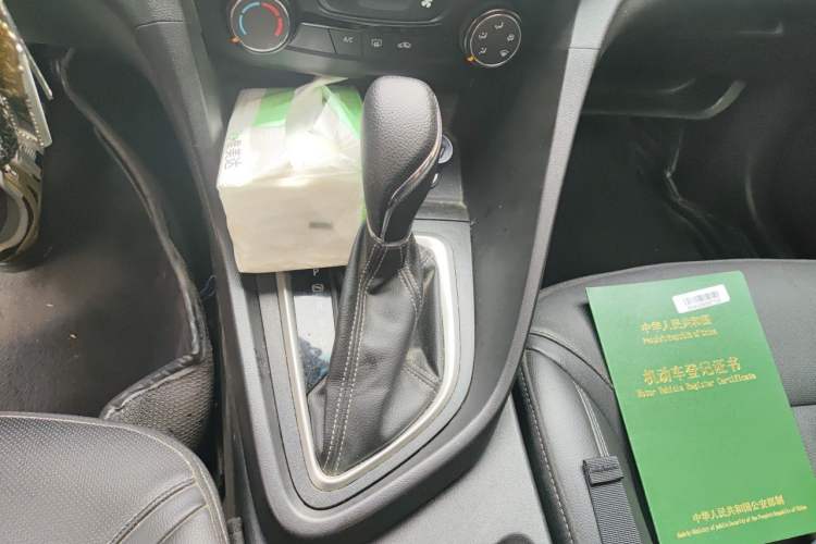 Used Buick GT 2021 Revised Version Flagship 1.5L Automatic Elite Edition Gear Lever