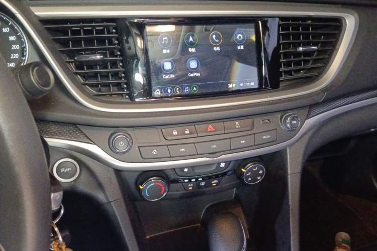 Used Buick GT 2021 Revised Version Flagship 1.5L Automatic Elite Edition Audio And AC Panel