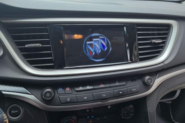Used Buick GT 2021 1.3T Automatic Mild Hybrid Elite Version Audio And AC Panel