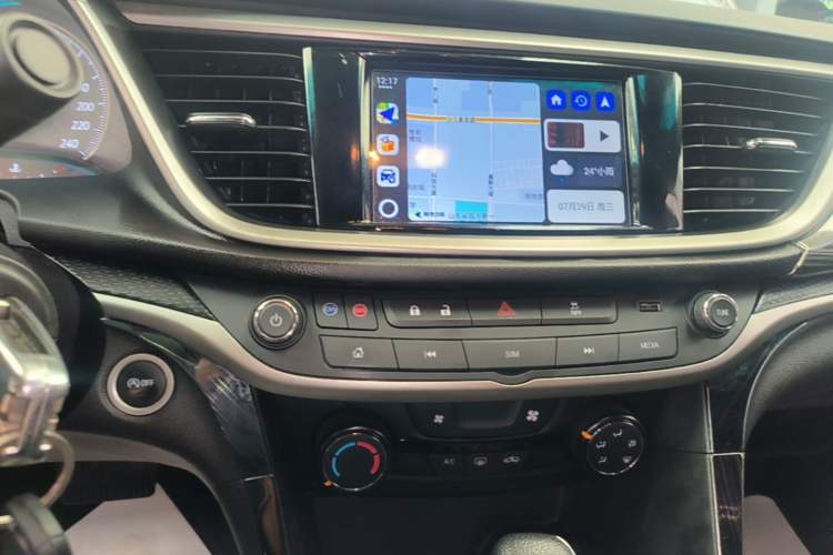 Used Buick GT 2021 Revised Version Flagship 1.5L Automatic Elite Edition Audio And AC Panel
