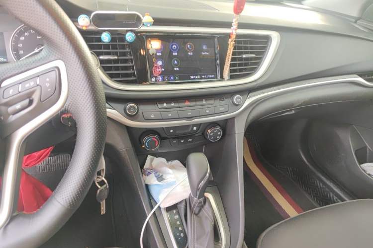 Used Buick GT 2021 Revised Version Flagship 1.5L Automatic Elite Edition Audio And AC Panel