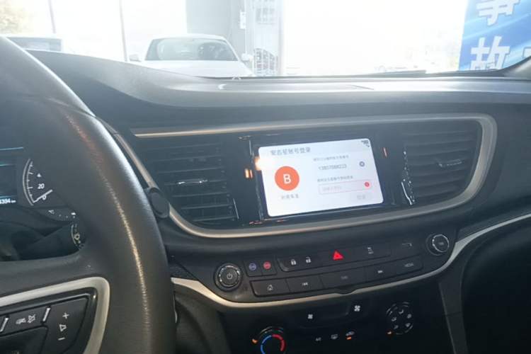 Used Buick GT 2021 Revised Version Flagship 1.5L Automatic Elite Edition Audio And AC Panel