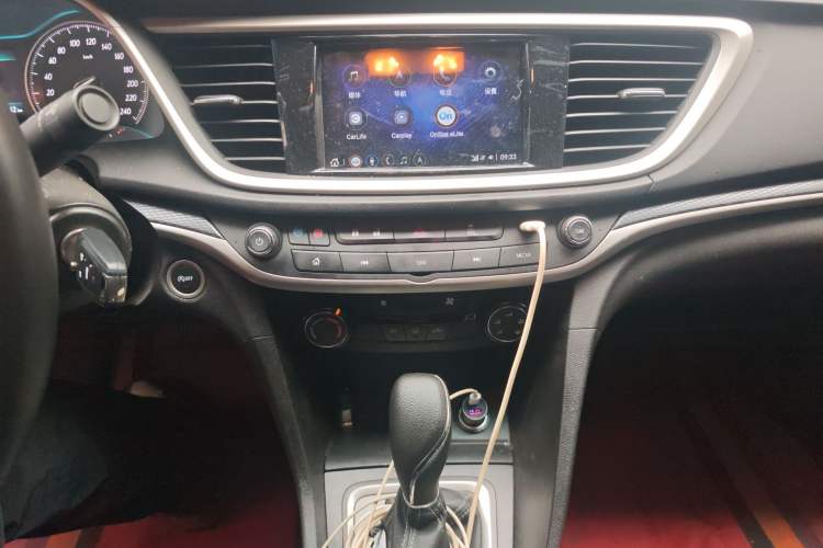 Used Buick GT 2021 Revised Version Flagship 1.5L Automatic Elite Edition Audio And AC Panel
