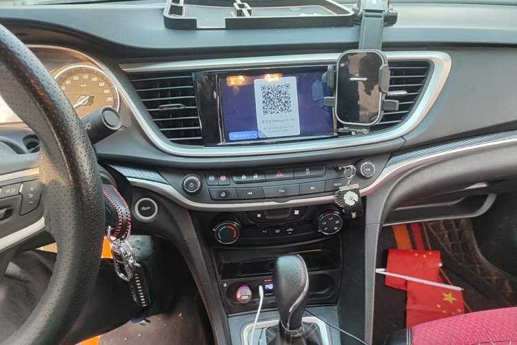 Used Buick GT 2021 Revised Version Flagship 1.5L Automatic Elite Edition Audio And AC Panel