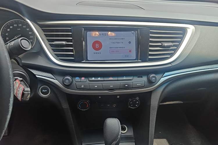 Used Buick GT 2021 Revised Version Flagship 1.5L Automatic Elite Edition Audio And AC Panel