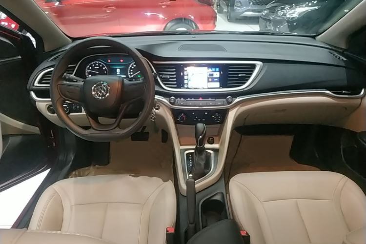 Used Buick GT 2021 Exemplar 1.5L Automatic Elite Version Center Console