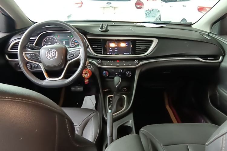 Used Buick GT 2021 Revised Version Flagship 1.5L Automatic Elite Edition Center Console