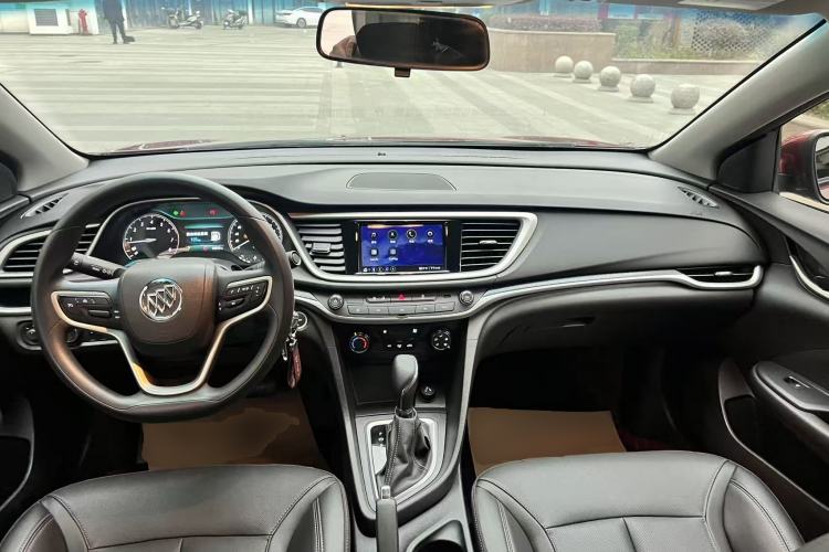 Used Buick GT 2021 Revised Version Flagship 1.5L Automatic Elite Edition Center Console