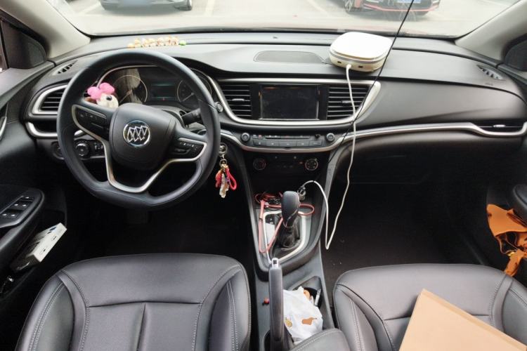 Used Buick GT 2021 Revised Version Flagship 1.5L Automatic Elite Edition Center Console