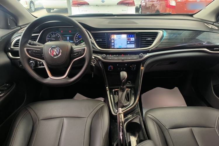 Used Buick GT 2021 Revised Version Flagship 1.5L Automatic Elite Edition Center Console