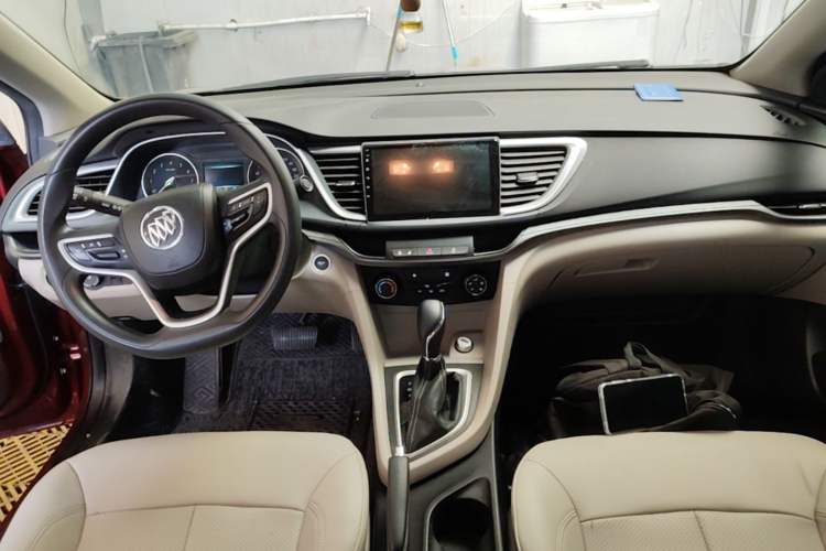 Used Buick GT 2021 Exemplar 1.5L Automatic Entry-Level Trim Center Console
