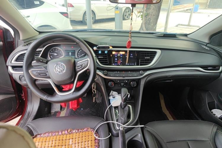 Used Buick GT 2021 Revised Version Flagship 1.5L Automatic Elite Edition Center Console