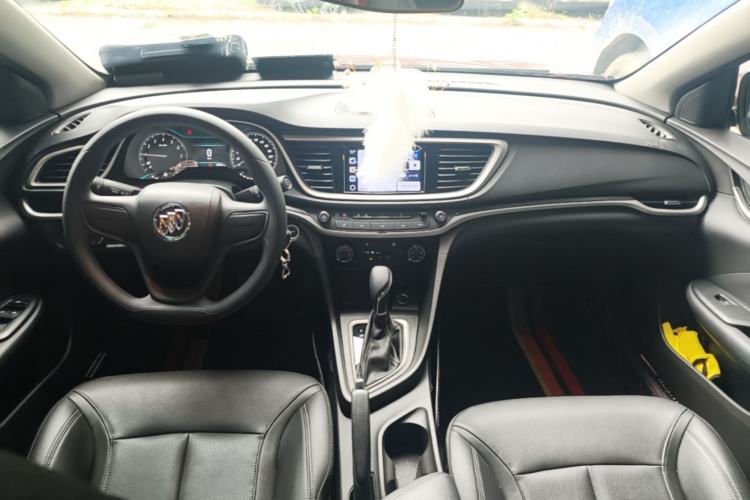 Used Buick GT 2021 1.3T Automatic Mild Hybrid Elite Version Center Console