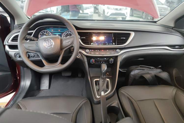 Used Buick GT 2021 1.3T Automatic Mild Hybrid Elite Version Center Console
