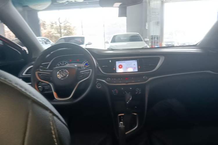 Used Buick GT 2021 Revised Version Flagship 1.5L Automatic Elite Edition Center Console
