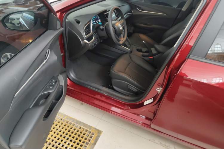 Used Buick GT 2021 1.3T Automatic Mild Hybrid Elite Version Driver Seat