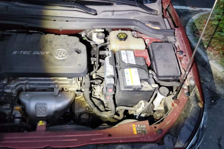 Used Buick GT 2021 Revised Version Flagship 1.5L Automatic Elite Edition Engine Bay Left