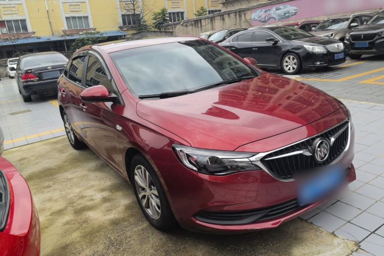 Used Buick GT 2021 1.3T Automatic Mild Hybrid Elite Version Front Right 45 Deg