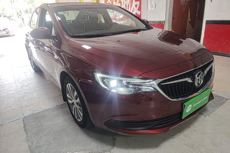 Used Buick GT 2021 1.3T Automatic Mild Hybrid Elite Version Front Right 45 Deg