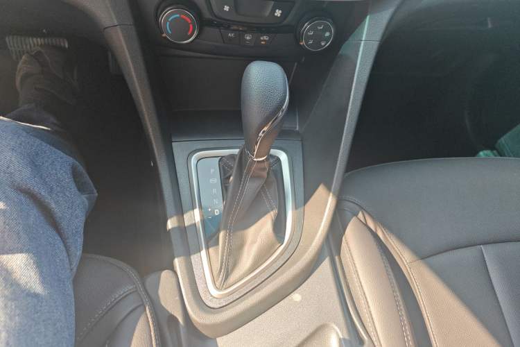 Used Buick GT 2021 Revised Version Flagship 1.5L Automatic Elite Edition Gear Lever