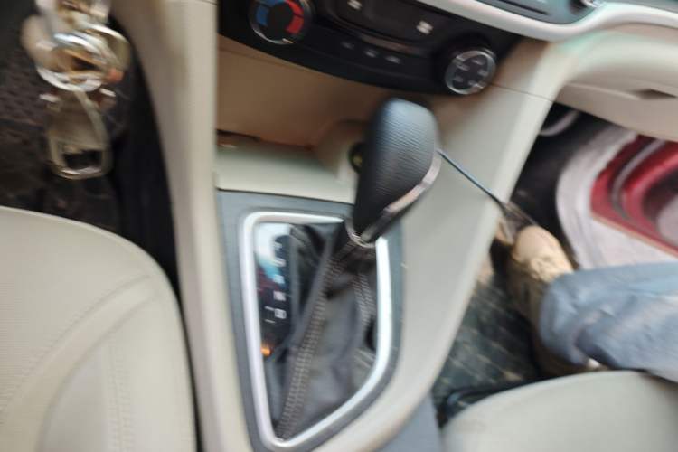 Used Buick GT 2021 Exemplar 1.5L Automatic Entry-Level Trim Gear Lever