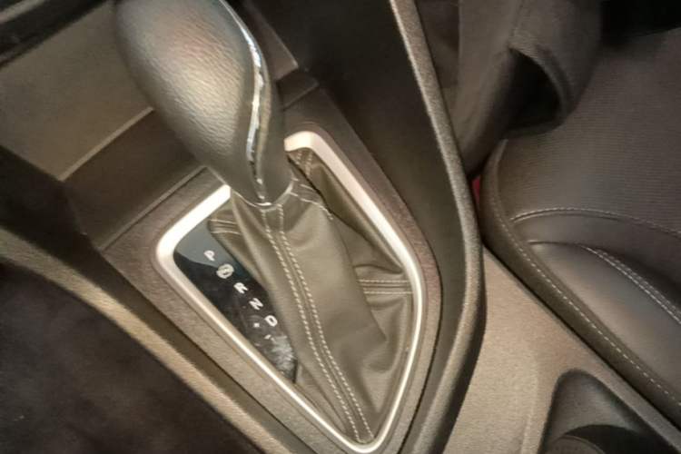 Used Buick GT 2021 Revised Version Flagship 1.5L Automatic Elite Edition Gear Lever