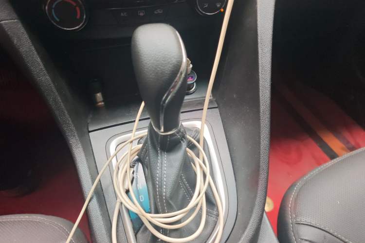 Used Buick GT 2021 Revised Version Flagship 1.5L Automatic Elite Edition Gear Lever