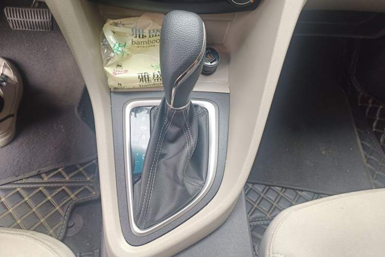 Used Buick GT 2021 Exemplar 1.5L Automatic Entry-Level Trim Gear Lever