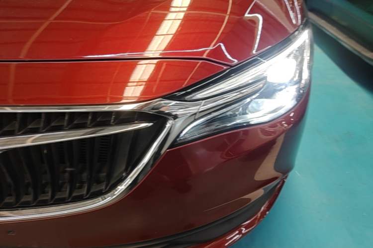 Used Buick GT 2021 Revised Version Flagship 1.5L Automatic Elite Edition Left Front Headlight