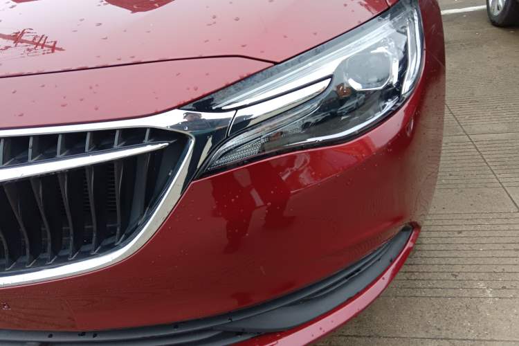 Used Buick GT 2021 Revised Version Flagship 1.5L Automatic Elite Edition Left Front Headlight