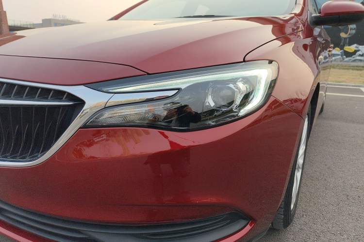 Used Buick GT 2021 Revised Version Flagship 1.5L Automatic Entry-Level Trim Left Front Headlight