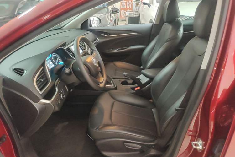 Used Buick GT 2021 1.3T Automatic Mild Hybrid Elite Version Left Front Seat
