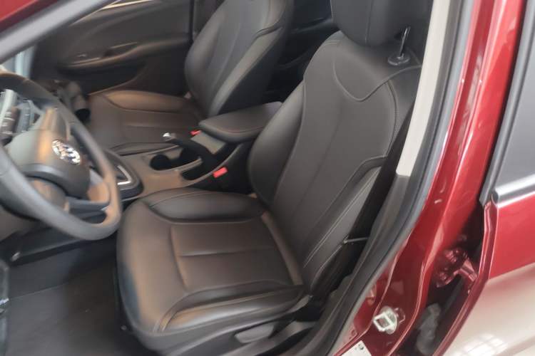 Used Buick GT 2021 1.3T Automatic Mild Hybrid Elite Version Left Front Seat
