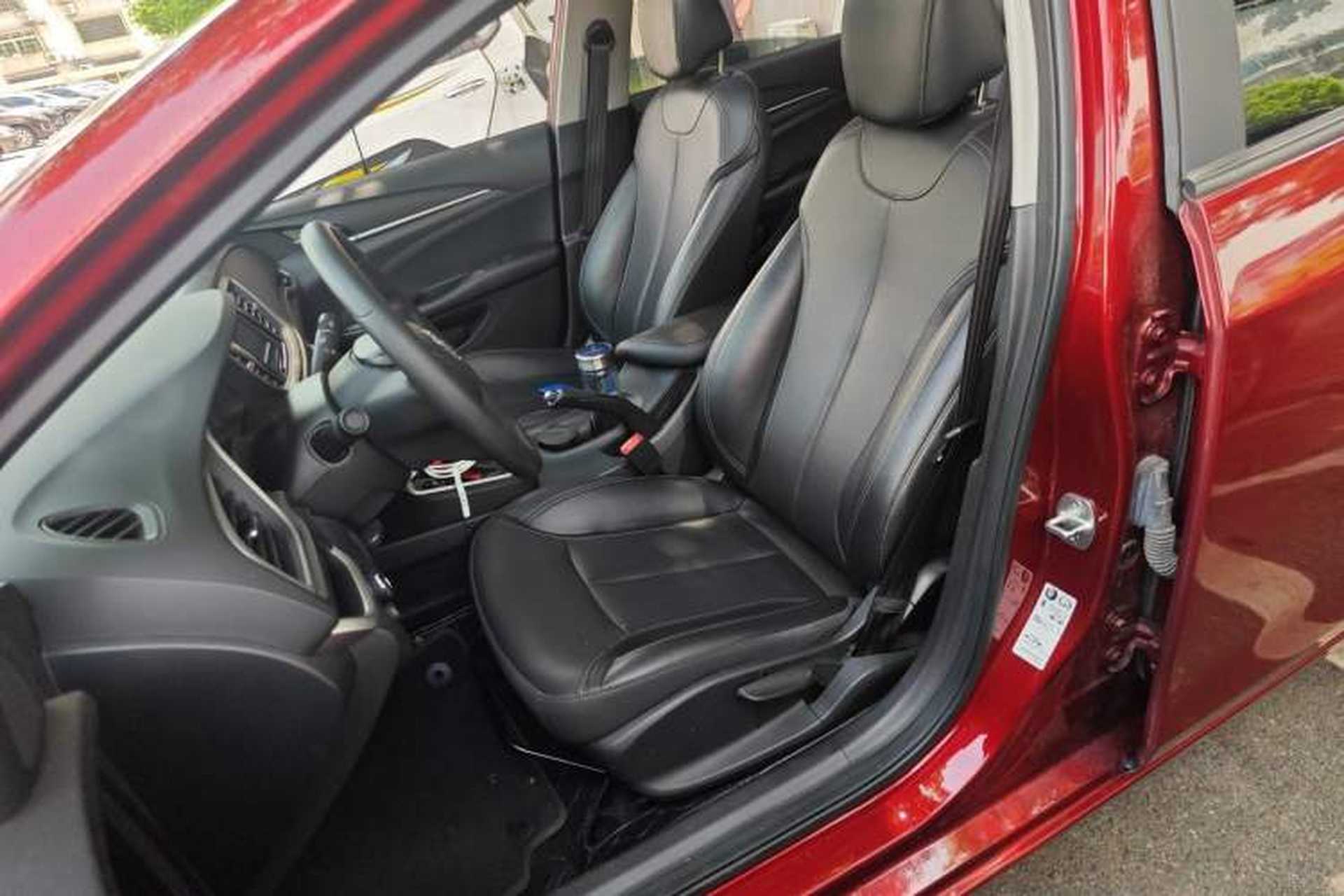 Used Buick GT 2021 1.3T Automatic Mild Hybrid Elite Version Left Front Seat