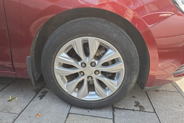 Used Buick GT 2021 Exemplar 1.5L Automatic Entry-Level Trim Left Front Wheel Hub
